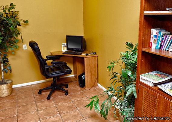 Rodeway Inn & Suites Монтичелло Удобства фото